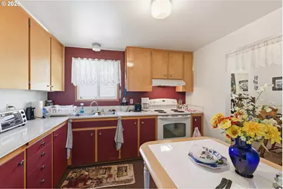 1765 Umpqua Rd, Woodburn, OR 97071 - Photo 9