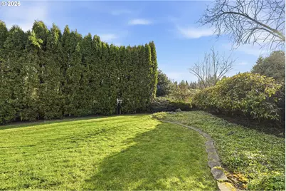 15900 SW Breccia Dr, Beaverton, OR 97007 - Photo 41