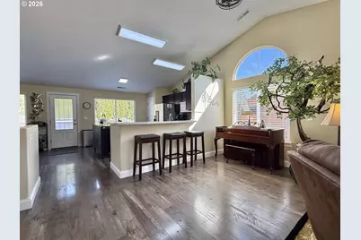 1032 40th St, Washougal, WA 98671 - Photo 5