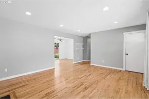 9609 N Van Houten Ave, Portland, OR 97203 - Photo 9