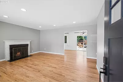 9609 N Van Houten Ave, Portland, OR 97203 - Photo 5