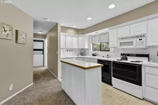 46725 Goodpasture Rd, Vida, OR 97488 - Photo 19