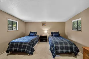46725 Goodpasture Rd, Vida, OR 97488 - Photo 13