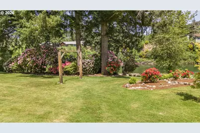 46725 Goodpasture Rd, Vida, OR 97488 - Photo 43