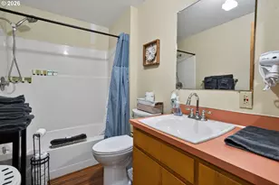 46725 Goodpasture Rd, Vida, OR 97488 - Photo 37