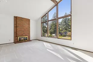 12 Touchstone, Lake Oswego, OR 97035 - Photo 3