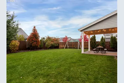 2918 N Juniper Dr, Newberg, OR 97132 - Photo 35