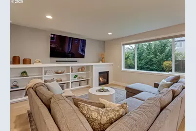 2918 N Juniper Dr, Newberg, OR 97132 - Photo 13