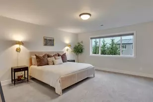 2918 N Juniper Dr, Newberg, OR 97132 - Photo 5