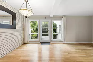 6810 NE Hancock St, Portland, OR 97213 - Photo 9