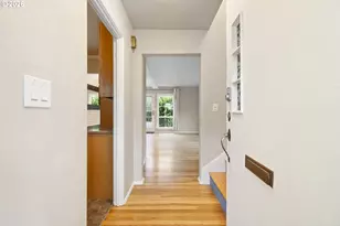 6810 NE Hancock St, Portland, OR 97213 - Photo 5