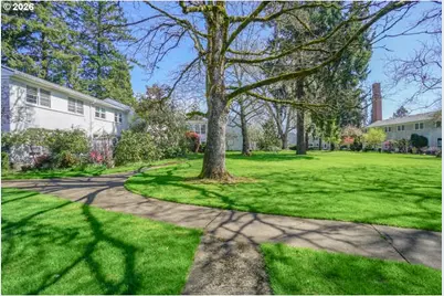 6810 NE Hancock St, Portland, OR 97213 - Photo 33