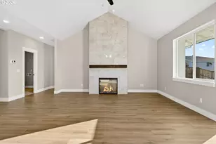 2240 E Otter Loop, La Center, WA 98629 - Photo 3