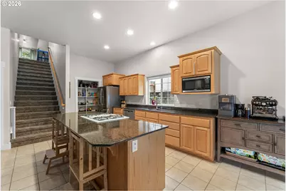 554 Oak Valley Loop, Roseburg North, OR 97495 - Photo 11