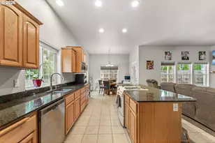 554 Oak Valley Loop, Roseburg North, OR 97495 - Photo 13