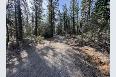 Cardinal Drive #4, Bonanza, OR 97623 - Photo 35