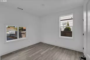 656 Hall St, Woodburn, OR 97071 - Photo 15