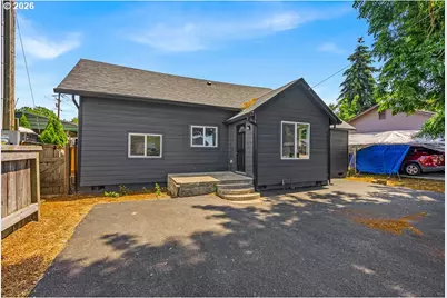 656 Hall St, Woodburn, OR 97071 - Photo 3