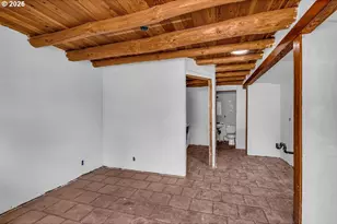 656 Hall St, Woodburn, OR 97071 - Photo 21