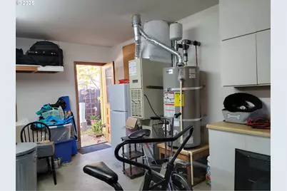 1523 NW Thompson Way, Grants Pass, OR 97526 - Photo 35