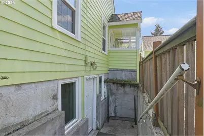3723 SE 130th Ave, Portland, OR 97236 - Photo 39