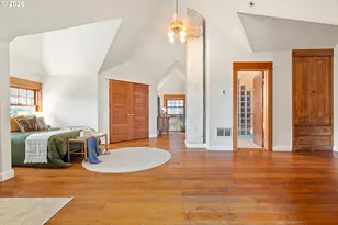 2425 NW Johnson St, Portland, OR 97210 - Photo 37