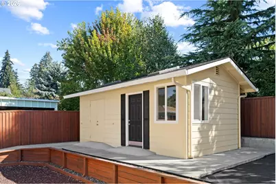 14904 SE River Rd, Milwaukie, OR 97267 - Photo 41