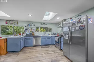 62133 Salal Rd, Coos Bay, OR 97420 - Photo 15