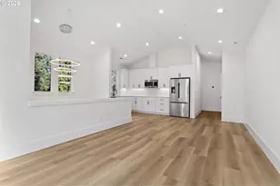 19319 SE River Rd, Milwaukie, OR 97267 - Photo 33