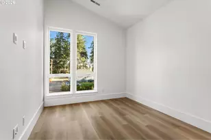 19319 SE River Rd, Milwaukie, OR 97267 - Photo 39