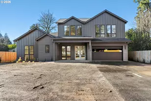 19319 SE River Rd, Milwaukie, OR 97267 - Photo 1