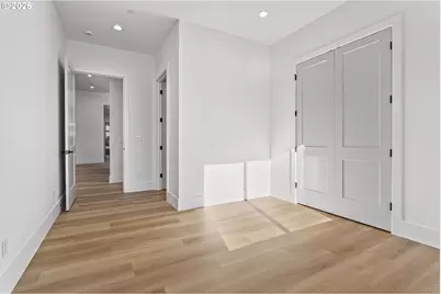 19319 SE River Rd, Milwaukie, OR 97267 - Photo 17