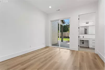 19319 SE River Rd, Milwaukie, OR 97267 - Photo 27