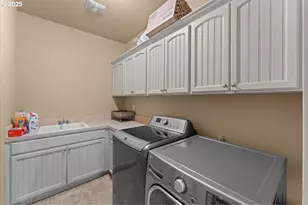 15485 SW Willamette Valley Ct, Beaverton, OR 97007 - Photo 19