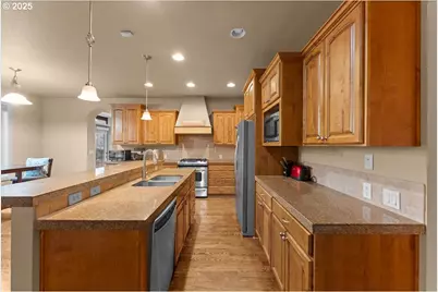 15485 SW Willamette Valley Ct, Beaverton, OR 97007 - Photo 11