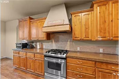 15485 SW Willamette Valley Ct, Beaverton, OR 97007 - Photo 9