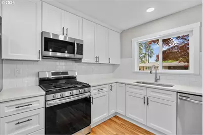 11345 SW 92nd Ave, Portland, OR 97223 - Photo 13