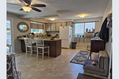 133 SE Terra Ct, Myrtle Creek, OR 97457 - Photo 9