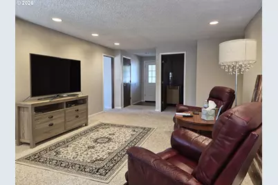 133 SE Terra Ct, Myrtle Creek, OR 97457 - Photo 7