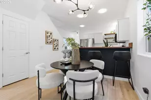 9459 N Calhoun Ave, Portland, OR 97203 - Photo 17