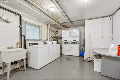 1529 SE Hawthorne Blvd #1, Portland, OR 97214 - Photo 31