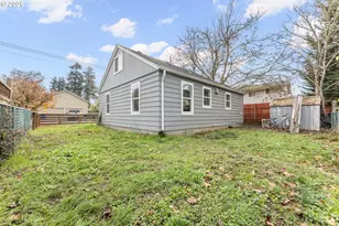 411 Lane St, Silverton, OR 97381 - Photo 17