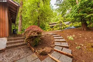 2885 Timberline Dr, Eugene, OR 97405 - Photo 3