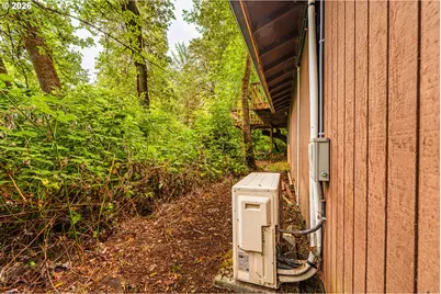 2885 Timberline Dr, Eugene, OR 97405 - Photo 27