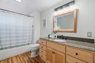 25154 Aurora Ln, Philomath, OR 97370 - Photo 15