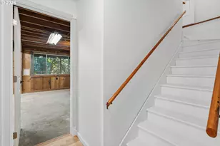 25154 Aurora Ln, Philomath, OR 97370 - Photo 17