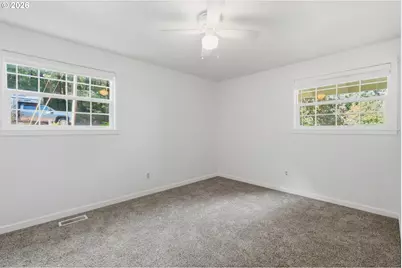 25154 Aurora Ln, Philomath, OR 97370 - Photo 13