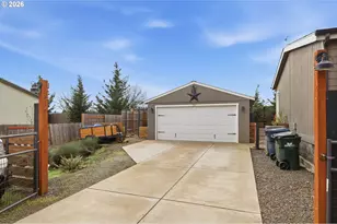 734 Filbert Ave, Eugene, OR 97404 - Photo 33