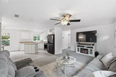 734 Filbert Ave, Eugene, OR 97404 - Photo 9