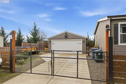 734 Filbert Ave, Eugene, OR 97404 - Photo 3